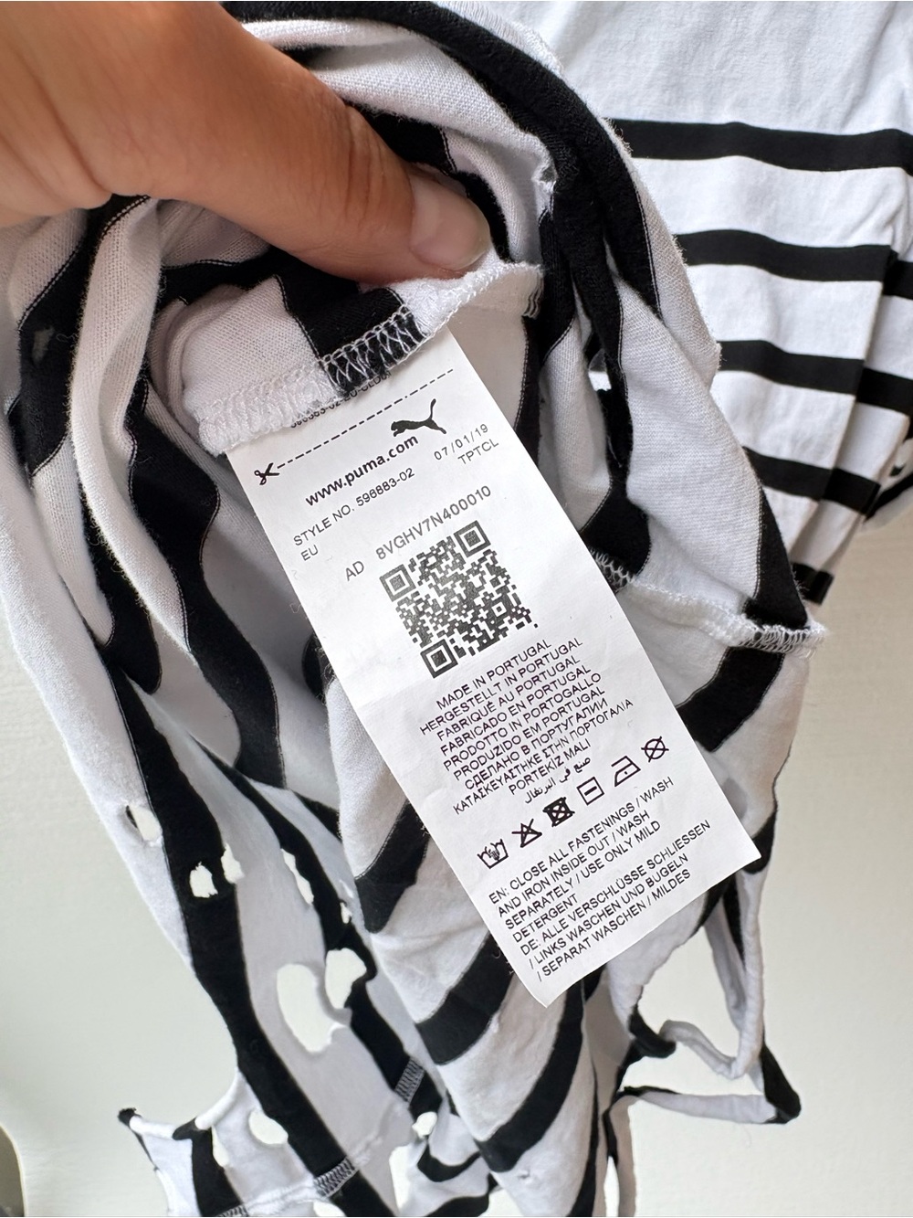 Balmain x Puma Striped Oversized Distressed Holes Tee Shirt White Black rare - Picture 9 of 10